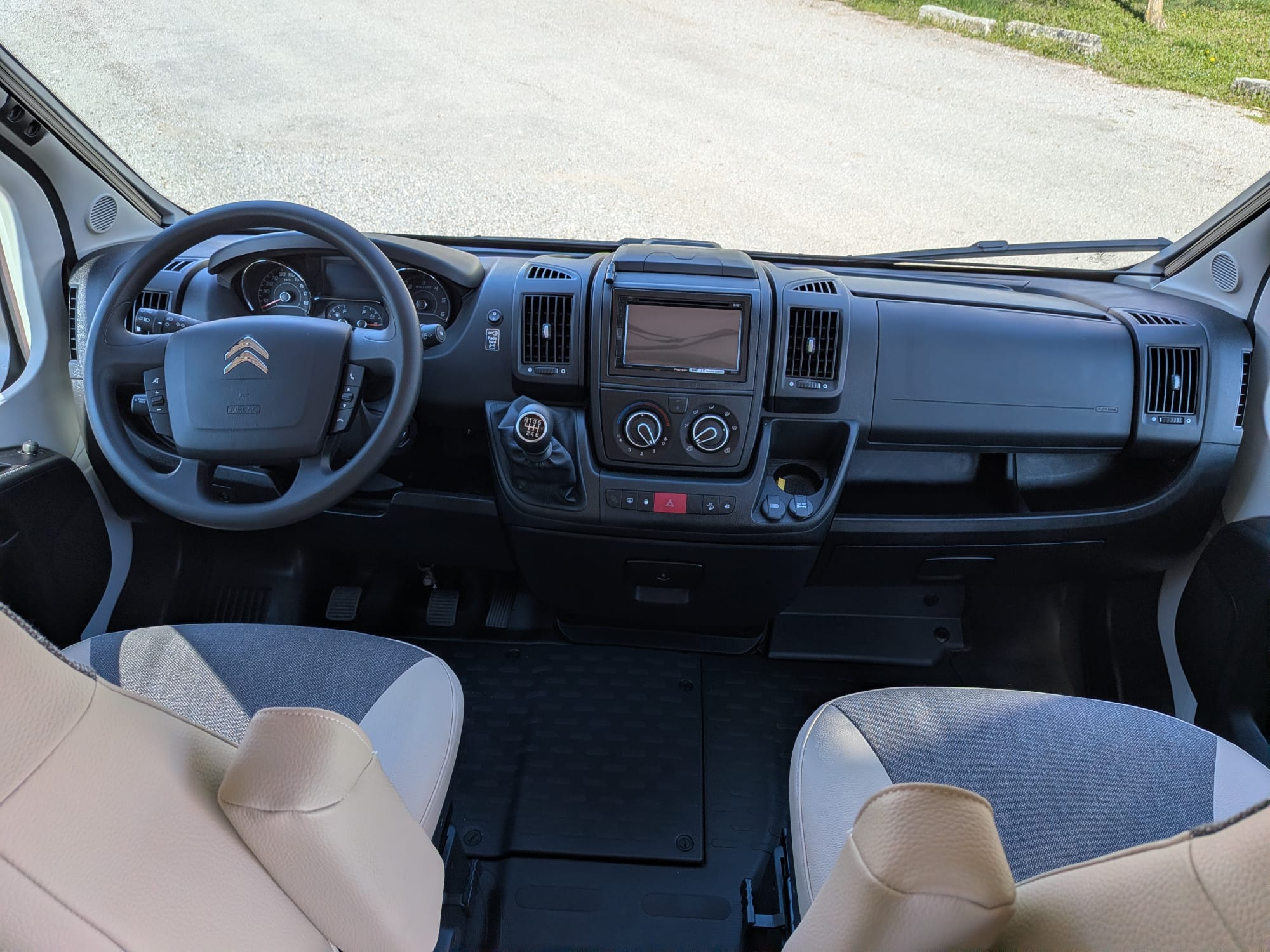 Picture of the campervan 'The Campeo XL'